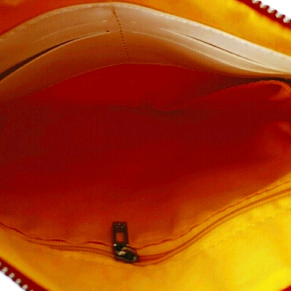 cupcake crossbody clutch bag - Picture 2 of 2